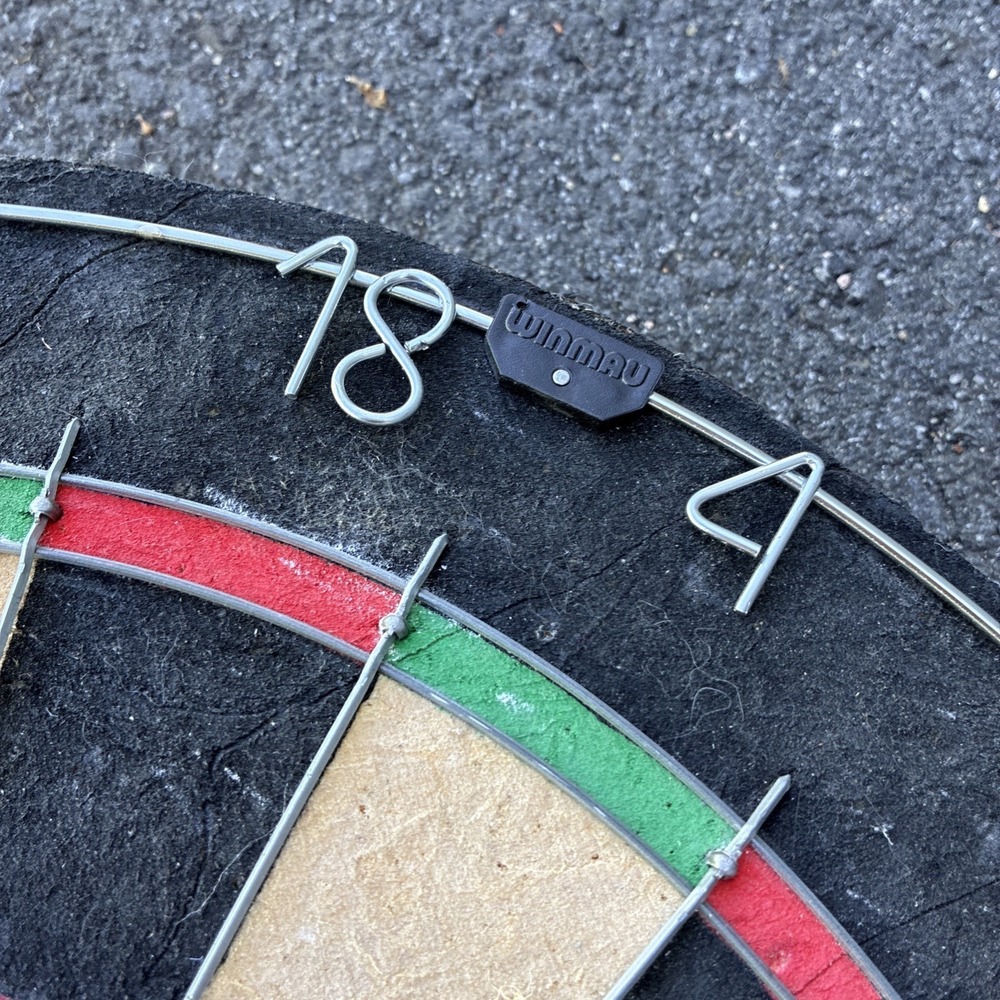Vintage Winmau Accudart Official British Dart Organization (BDO) Board - Picture 7 of 16